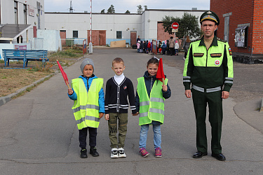 Неделя школьника. Правила дорожного движения